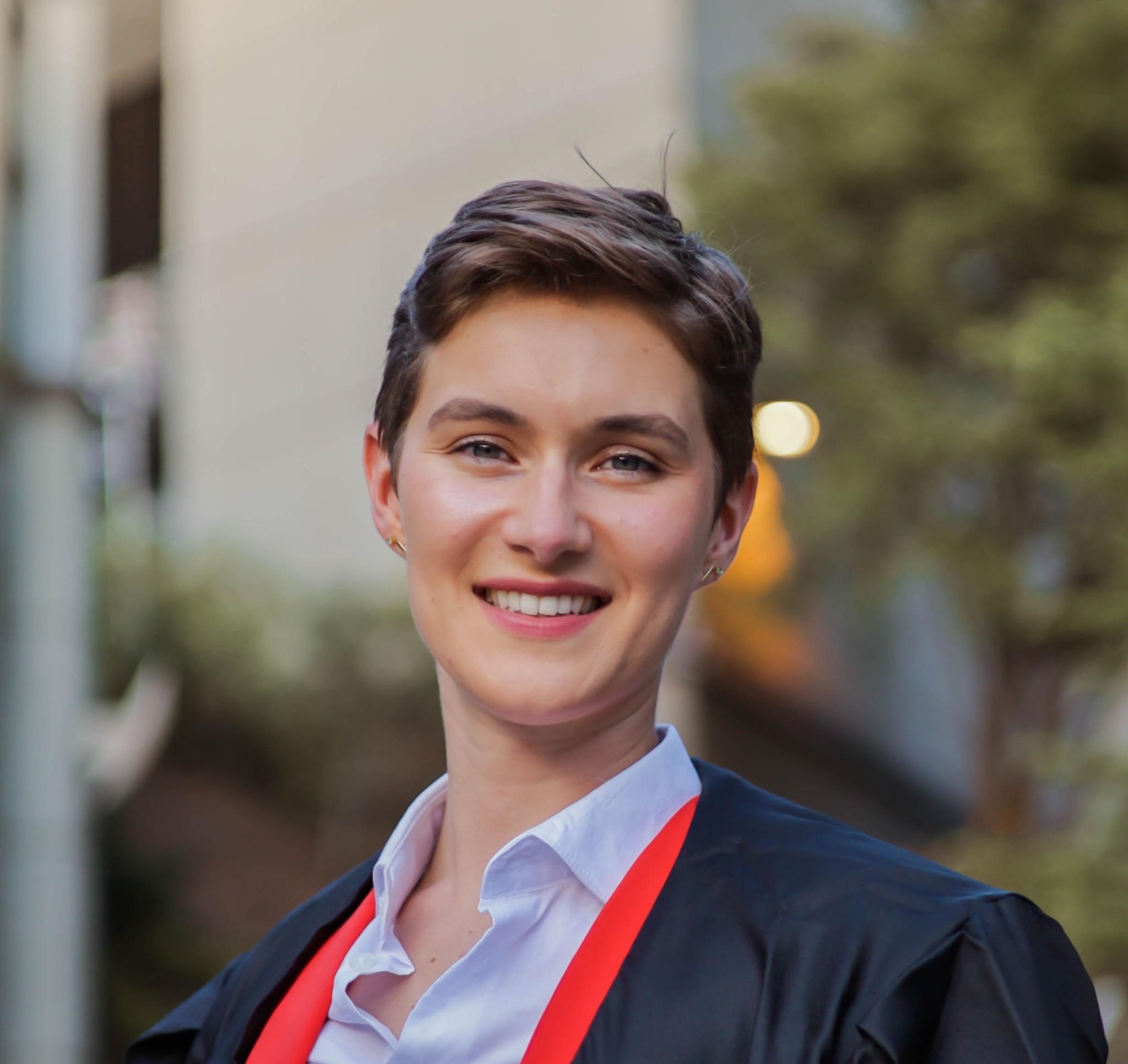 Dr. Émilie Ellis